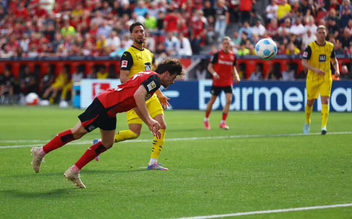 مباراة دورتموند وليفركوزن