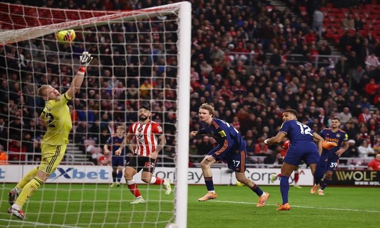 سندرلاند يفوز على نيوكاسل