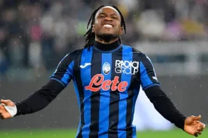 نابولي يترقب الأبطال قبل التحرك لضم لوكمان وأتالانتا يخفض مطالبه