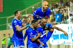 الهلال السوداني يخاطب كاف مطالبًا بإلغاء طرد فلومو أمام صنداونز