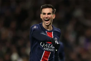 باريس سان جيرمان يدرس بيع فابيان رويز قبل نهاية عقده