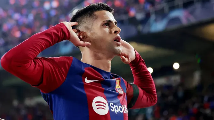 برشلونة يعلن ضم جواو كانسيلو معارًا من الهلال حتى نهاية الموسم