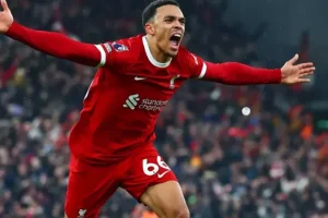 داني ميرفي يستبعد عودة أرنولد إلى ليفربول بسبب موقف جماهير الريدز