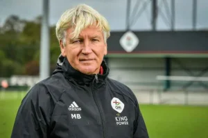 استمرار صرف مستحقات مارك بريس رغم إبعاده عن تدريب الكاميرون قبل أمم أفريقيا 2025