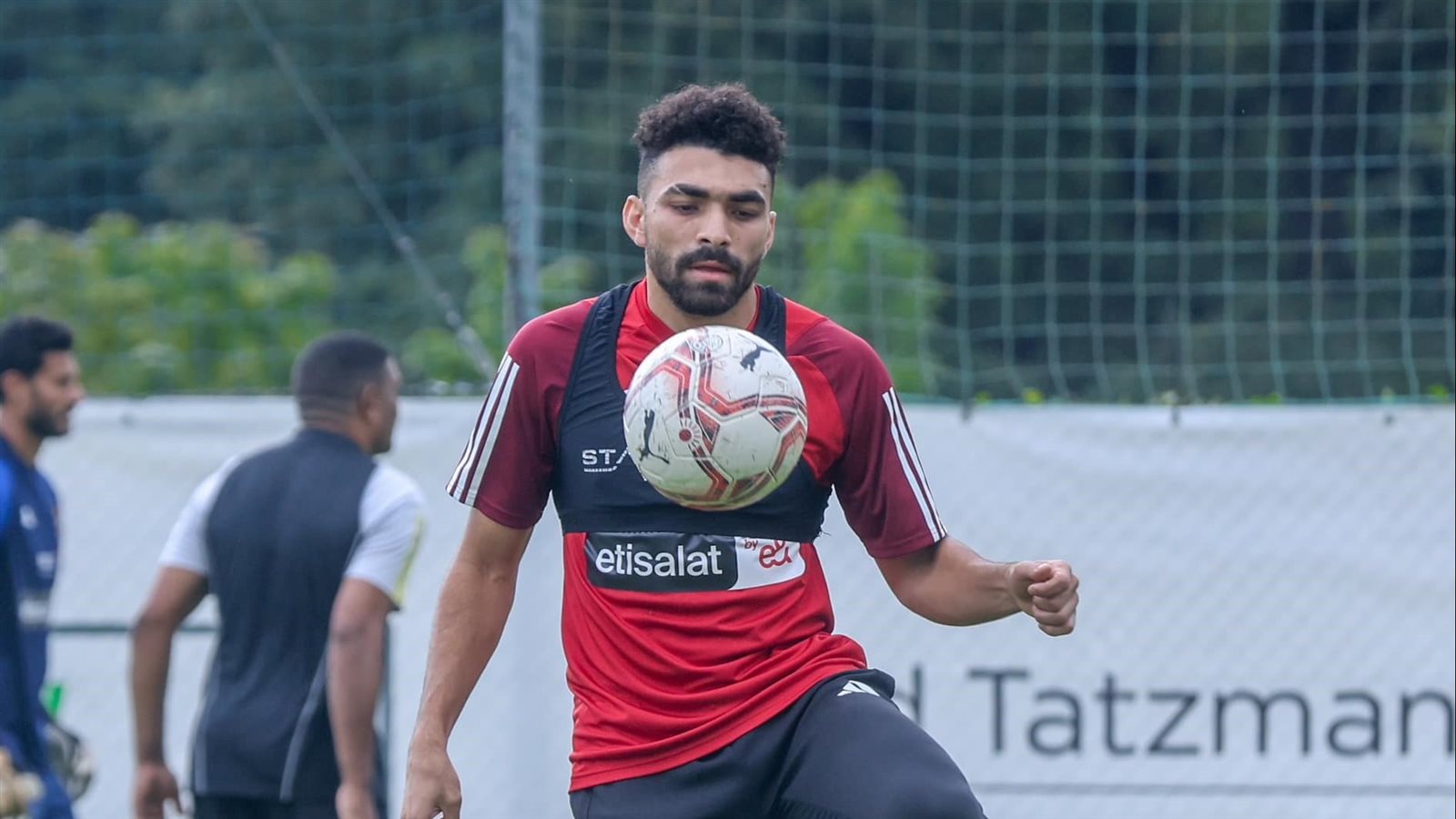 خالد عبد الفتاح يدرس عروض الانتقال من سيراميكا كليوباترا في الميركاتو الشتوي