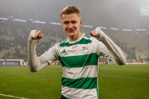 وكيل بوبتشيك ينفي مفاوضات الأهلي مع مهاجم ليخيا جدانسك