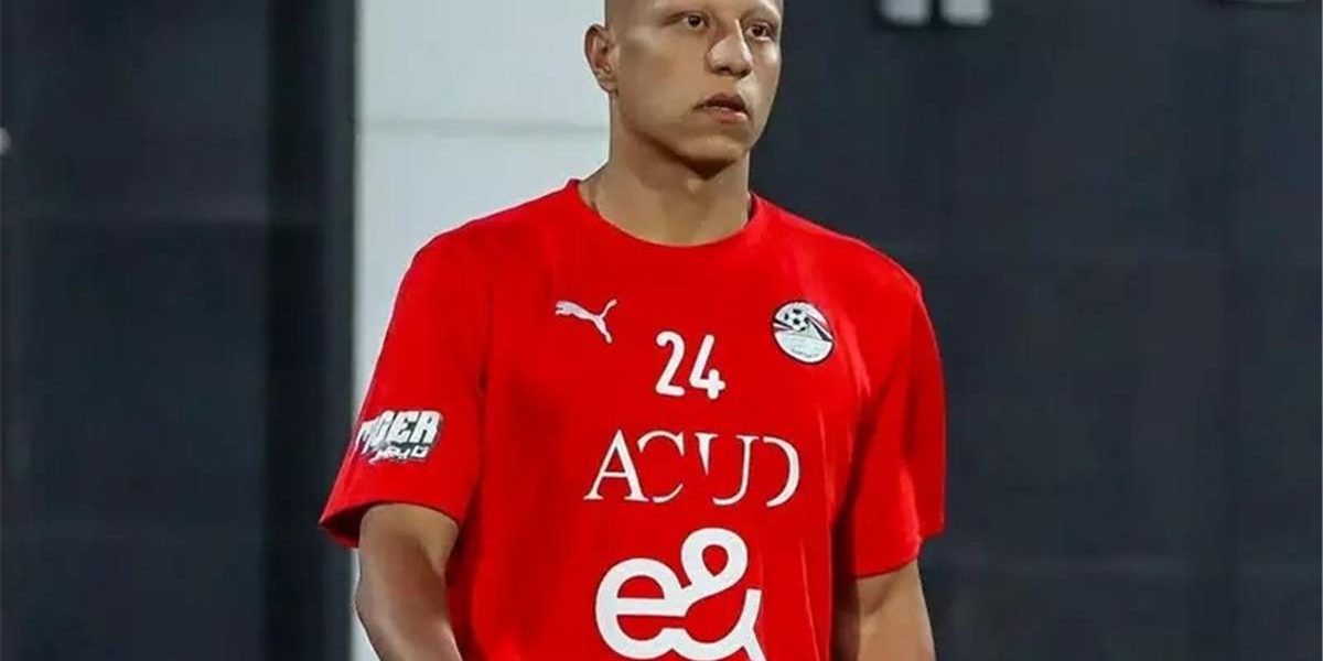 جلسة تصوير تمهيدية لعمرو الجزار داخل الأهلي قبل الإعلان الرسمي