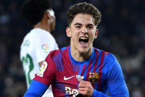 عودة مرتقبة لجافي إلى الملاعب بعد بدء التدريبات الفردية